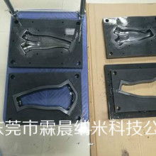  深圳市信和塑膠模具廠 主營 精密機(jī)械配件 生產(chǎn)線