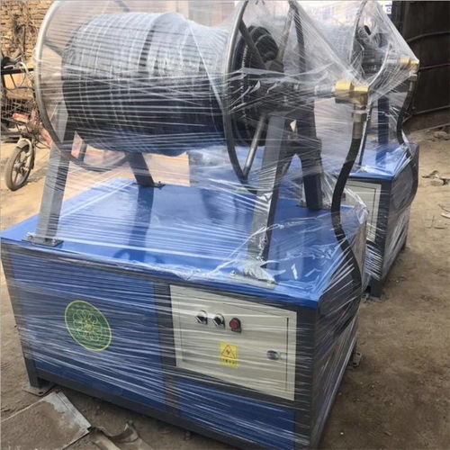 遼寧遼陽建筑工地創新應用塔吊噴淋技術，助力綠色施工與揚塵治理